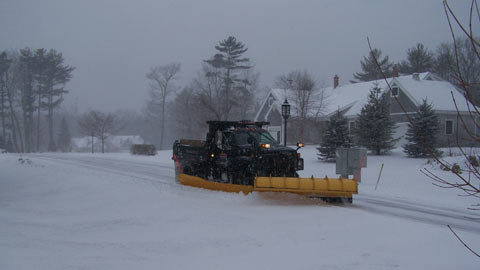 residential and commercial snow plowing and removal